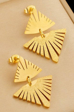 Triangle Shimmer Earrings: Gold Plated