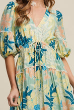 Load image into Gallery viewer, Tropical Print Dress
