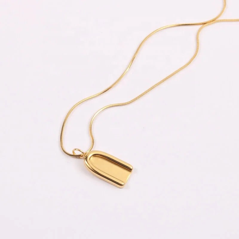 Pendant Necklace: 18k Gold Plated